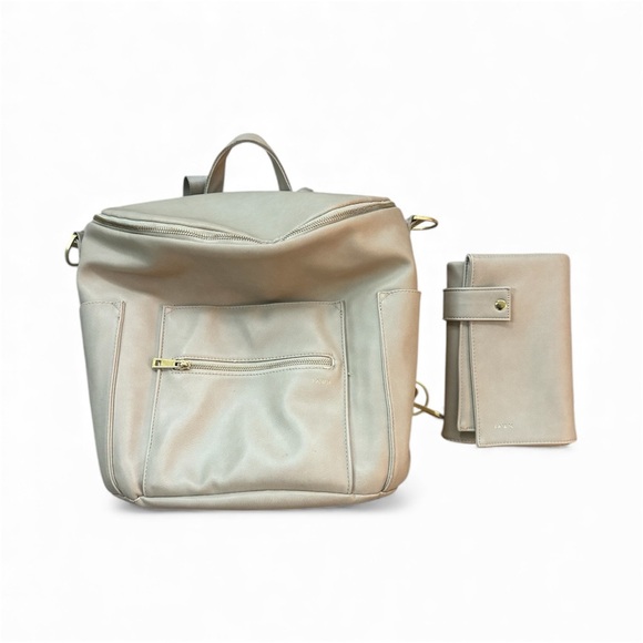 Fawn Design Tan Diaper Bag + Changing Mat Backpack - Picture 1 of 10